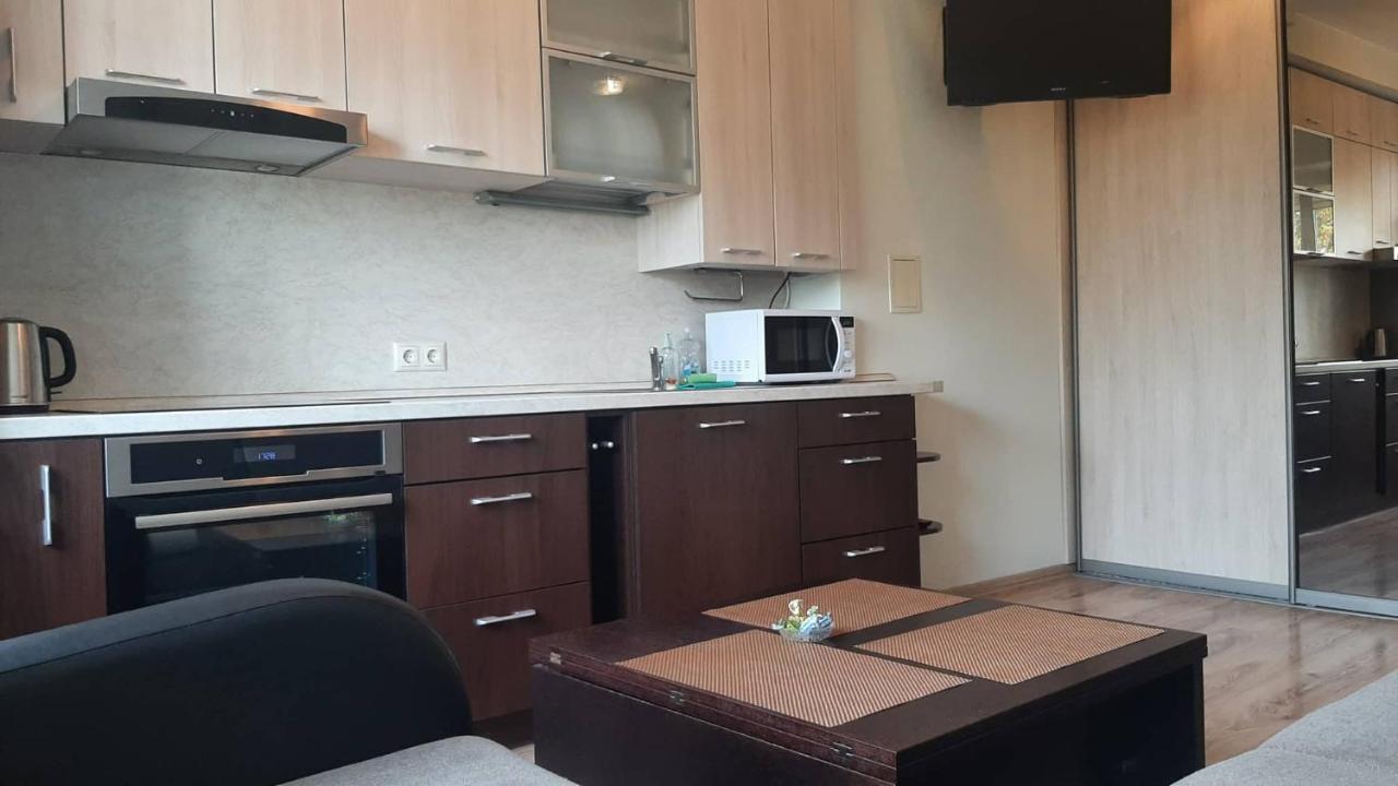 Апартаменти Jaukus Apartamentai Шяуляй Екстер'єр фото